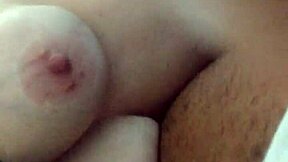 ela gosta de chupa tudo ate tira leite da rola