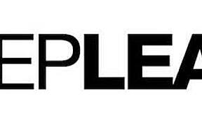 Girlfriend Blows Me In Car