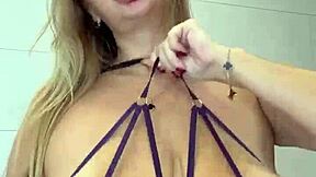 Huge Natural Saggy Tits Bounce Freely