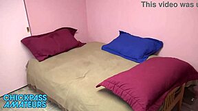 Alicia Satisfies Her Twat with Toy