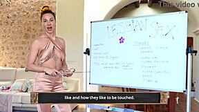 lesbian sex tutorial with scissoring