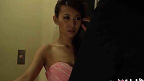 Japanese Girl Mai Takizawa Sucks Boyfriend's Cock Uncensored