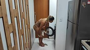 Luna Oliveira Stuck in Washing Machine Gets Ass Fucked by Stepson Vagninho