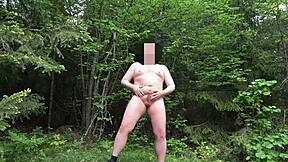 Chubbykaot Flashing And Masturbating In The Woods