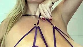 Huge Natural Saggy Tits Bounce Freely