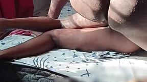 She seduced me by twerking her sexy ass this morning until i fucked her and creampied