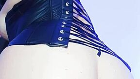 Madrastra Puta Latina Colombiana Seduces Hijastro With Masturbation And Double Penetration