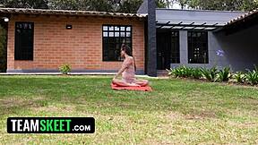 The rock tells me to fuck lucy mendez and jors estrada by oye loca but i misheard it as something else