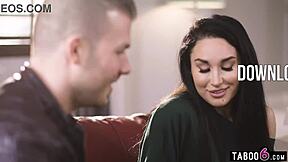 Big Ass Milf Gabi Paltrova Squirts Hard