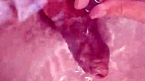 I Enjoy The Water Jet In My Hole