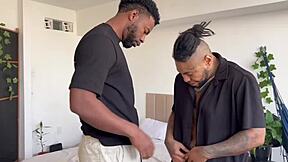 Neg�o comeu a bucetinha do homem trans - marlon costa e maicon vinicius