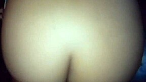 Big ass milf spreads and sucks