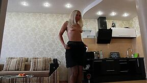 The lonely blonde milf records her moaning solo session at home