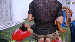 Desi girlfriend fucks boyfriend and father-in-law in full movie