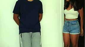 Vecina Infiel Quiere Dormir En Mi Casa Para Follar Conmigo!