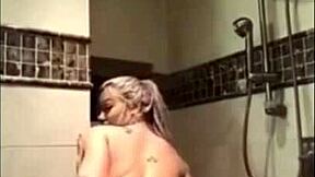 Blonde Shows Off Perfect Body In Amateur Scene