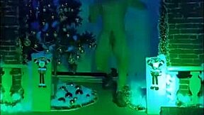 Christmas brings intense passion as a stunning milf and Saymon Fitness indulge in heavy cumming on the red carpet