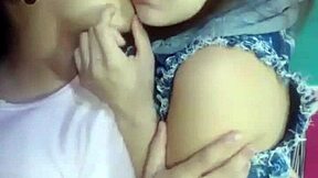 wealthy women in lesbian relationships