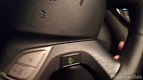 Punheta Arriscada Para Gostosa Na Rua Em Público