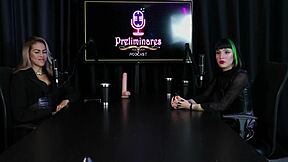 Safada Gótica Demonstrates Her Boquete Has Her Peitos Chupados After Saying She'd Date Fans - Carol Rhcp Sheer Red