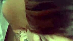 Ruiva casada e safada chama o amante em casa fode com ele e depois conta pro marido e leva gozada na cara