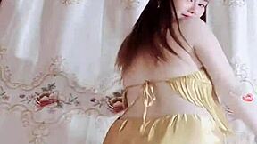 Viet teen danser på Bigo