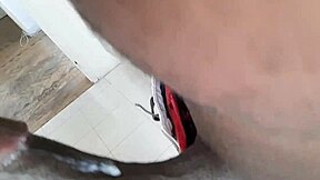 Amateur babe with big ass gets quick doggystyle fuck in kitchen