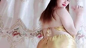 Viet Teen Dances On Bigo