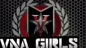 큰 가슴 빅키 베트가 핑크 보지 핥아줌, 젤레나 젠슨이