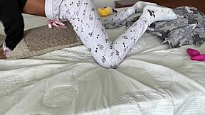 Bored Teen Masturbates with Toys at Home!