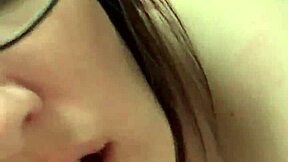 Contrasting candid: Sandra Snow White's deep messy facial