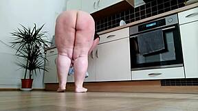 Time To Fuck Mother In Law's Face And Cum On Her