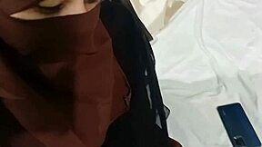 Hot Horny Muslim Sister-In-Law Lifts Hijab on Bed for Stepbrother Fuck