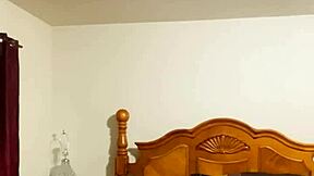 Hey bb, you wanna come fuck with me?