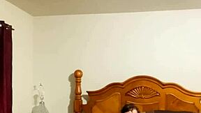 Hey bb, you wanna come fuck with me?