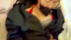 Ngentot Dengan Tante Indo Sampai Crot Dua Kali Dengan Monster Cock