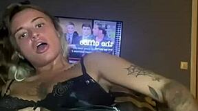 Horny goth teen 18+ solo fuck until she cums