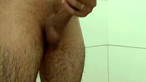 Watch the homemade amateur skinny solo hot masturbation