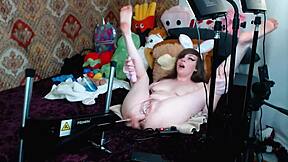 Gamergirlroxy's Bunny Fuckmachine!