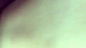 Big ass gets covered in cum 😏