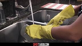 i met a big tits latina maid at work