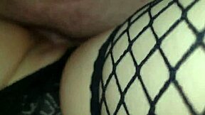 man licks 18yo pussy close up during first seduction