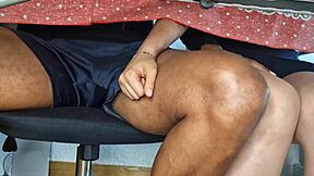 कार्ला पब्लिक रेस्टोरेंट में गर्म हो राइडिंग जारी रखी पकड़े जाने पर भी