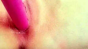 Hot girl masturbating until orgasm 😍