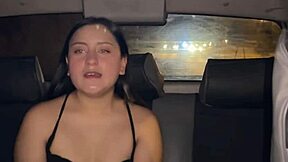 follé a mi conductor y dejé que se corra dentro de mí sin condón