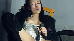 blue surprises you with her big wet pussy for you