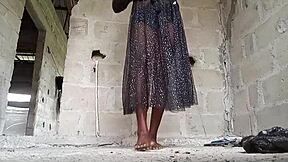 the horny maiden that run out of the house to masturbate