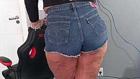 I Wearing Sexy Shorts!