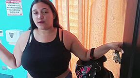 Abandoned girl gets help from stranger ends in rough sex