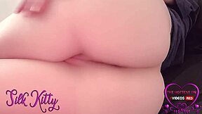 Perfect Teen Shaved Pussy Solo Masturbation With Dildo Closeup